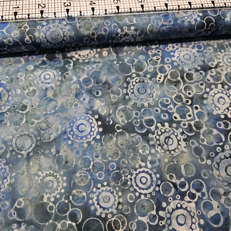Hoffman - Bali Batiks Handpaints Bubbles Teal 3356-920 100% Cotton Fabric