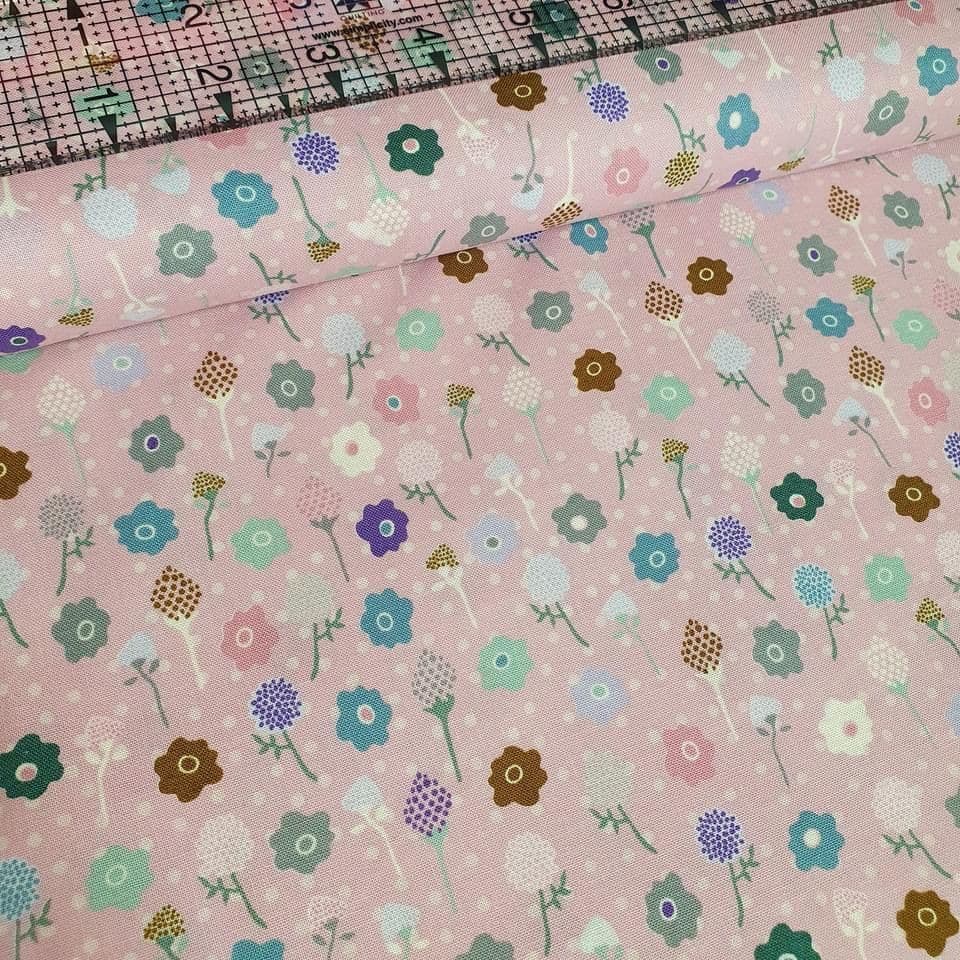 Stof - Flower and Dot Ditsy Pink 100% Cotton Fabric