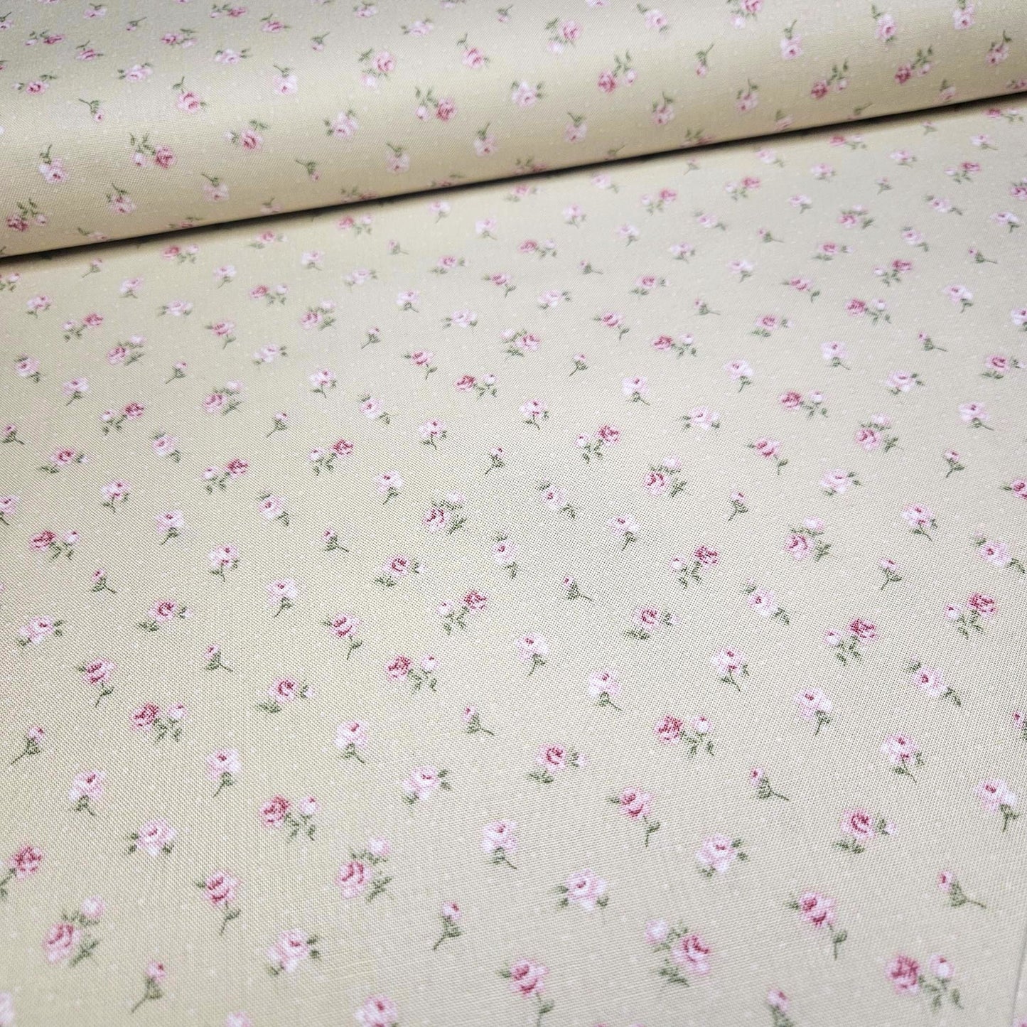 Stof - Vintage Roses Neutral Rose 100% Cotton Fabric