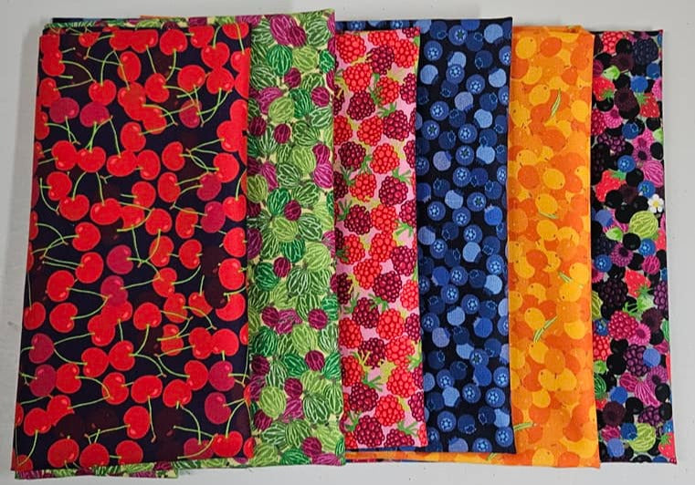 Fat Quarter Bundle - Feeling Fruity - 100% Cotton Fabric Bundle