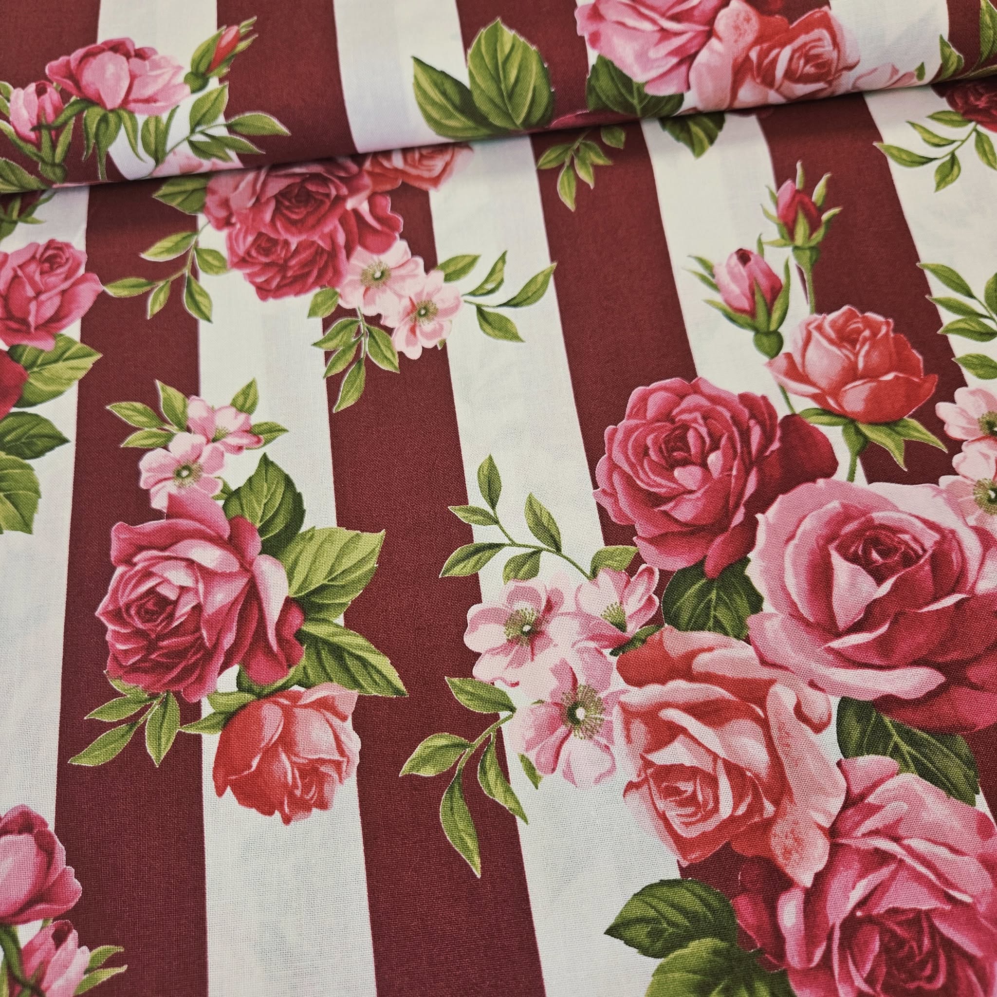 Stof - Rosies Summer Stripe 100% Cotton Fabric
