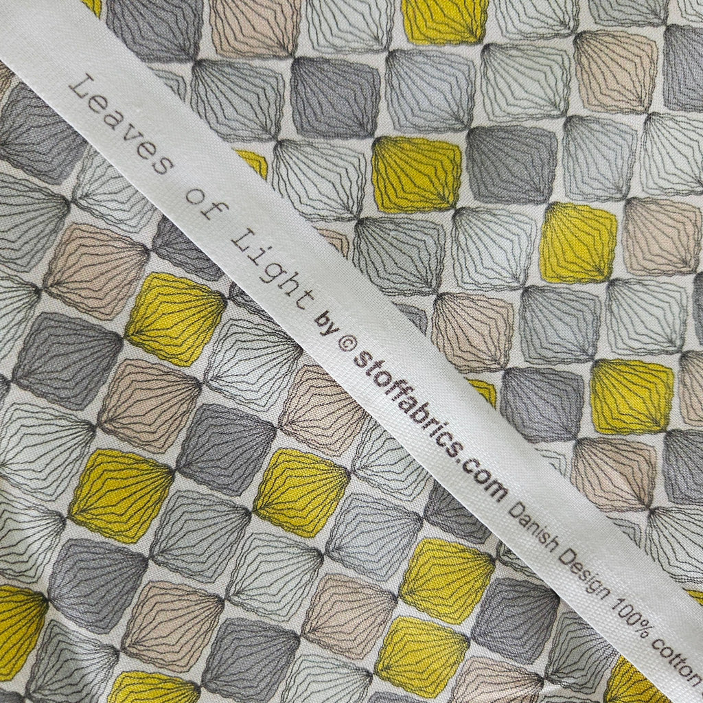 Stof - Leaves of Light Geo Grey 100% Cotton Fabric - Crafts and Quilts