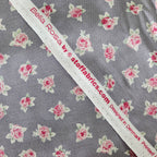 Stof - Bella Rosa Mauve Rose Bouquets 100% Cotton Fabric - Crafts and Quilts