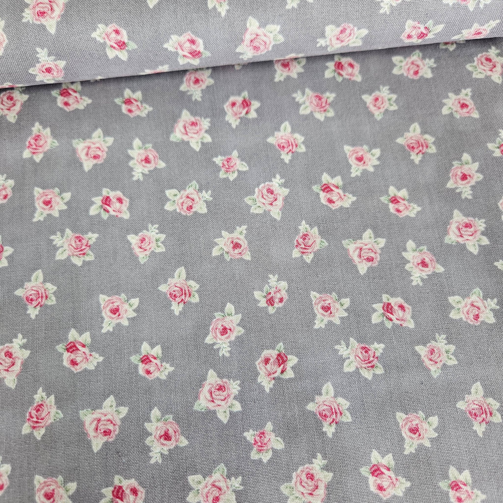 Stof - Bella Rosa Mauve Rose Bouquets 100% Cotton Fabric - Crafts and Quilts