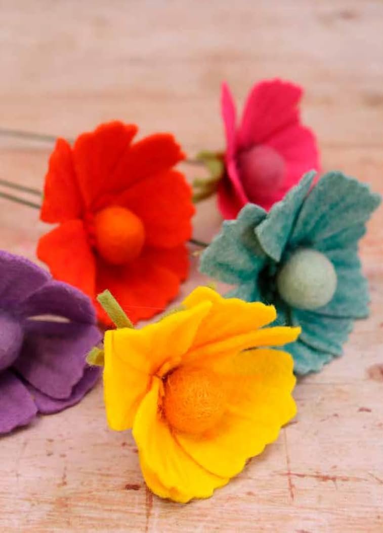 All New 20 To Make Felt Flowers by Jo Lochhead