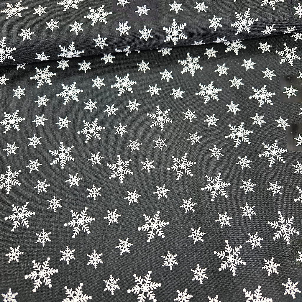 Stof - Winter is Coming Snowflakes Black 100% Cotton Fabric