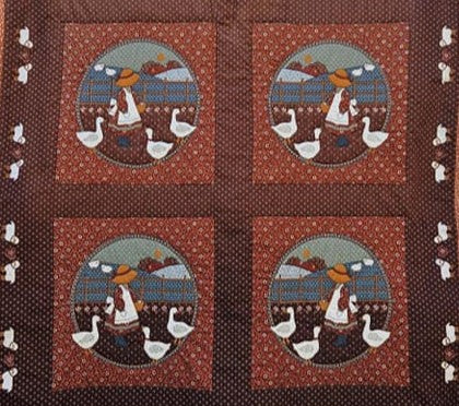 VIP Cranston - Sunbonnet Sue Cushion Quilt Fabric Panel