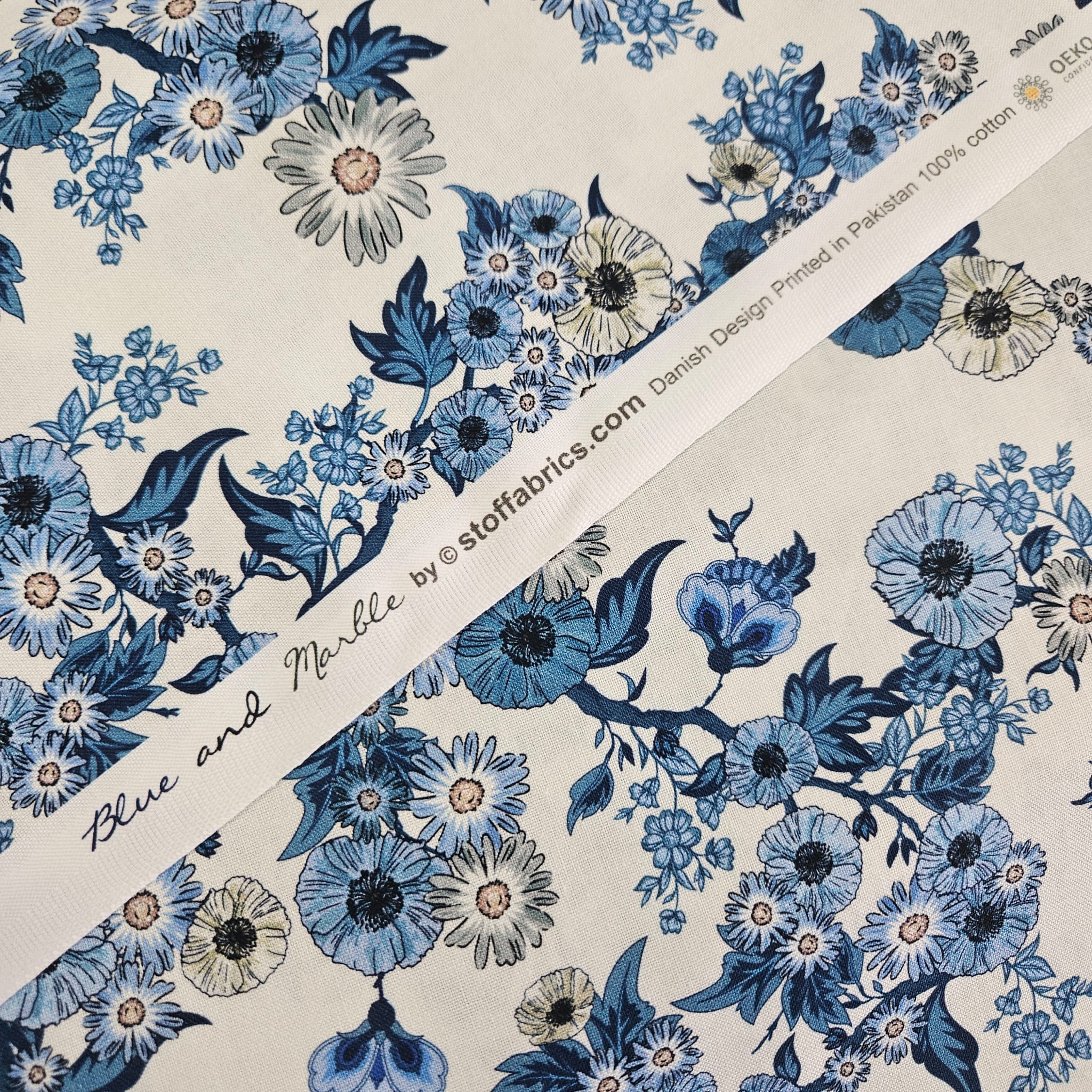 Stof - Blue and Marble 4502-868 100% Cotton Fabric