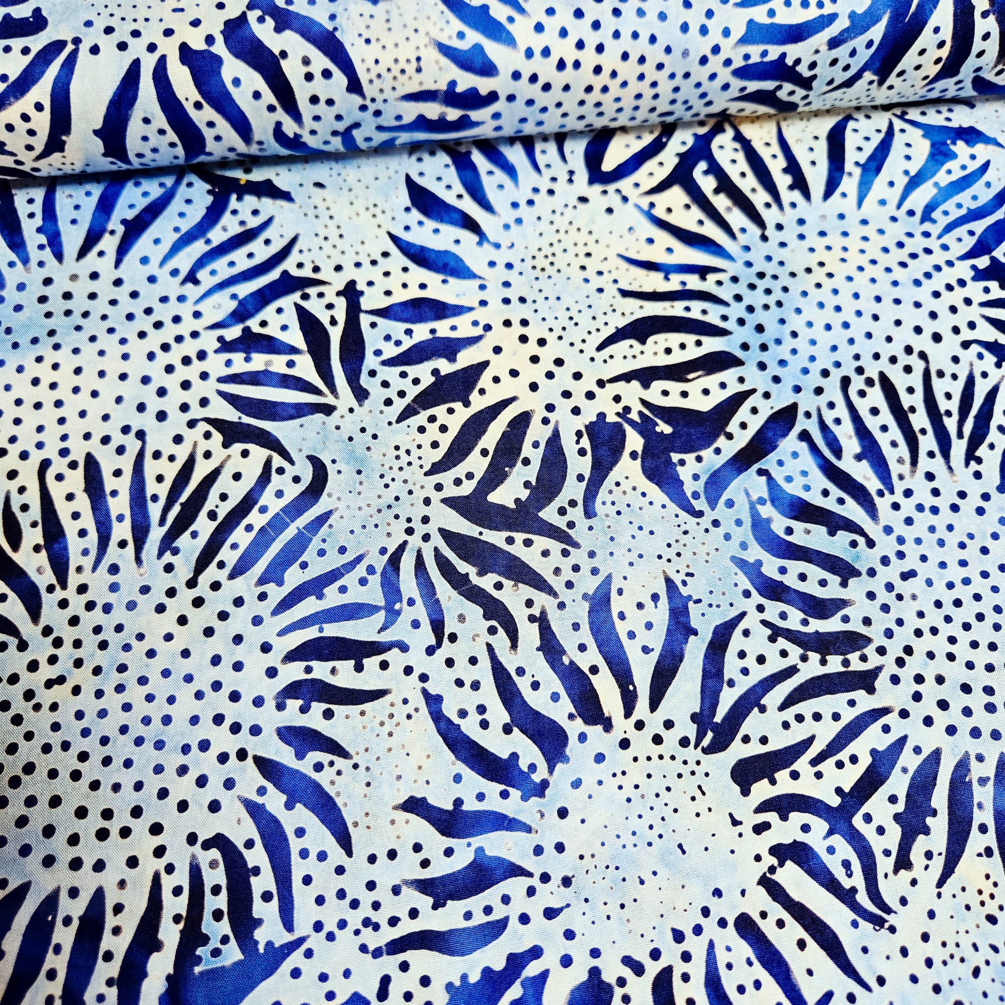 Hoffman - Bali Batiks Handpaints Delft 243 100% Cotton Fabric - Crafts and Quilts