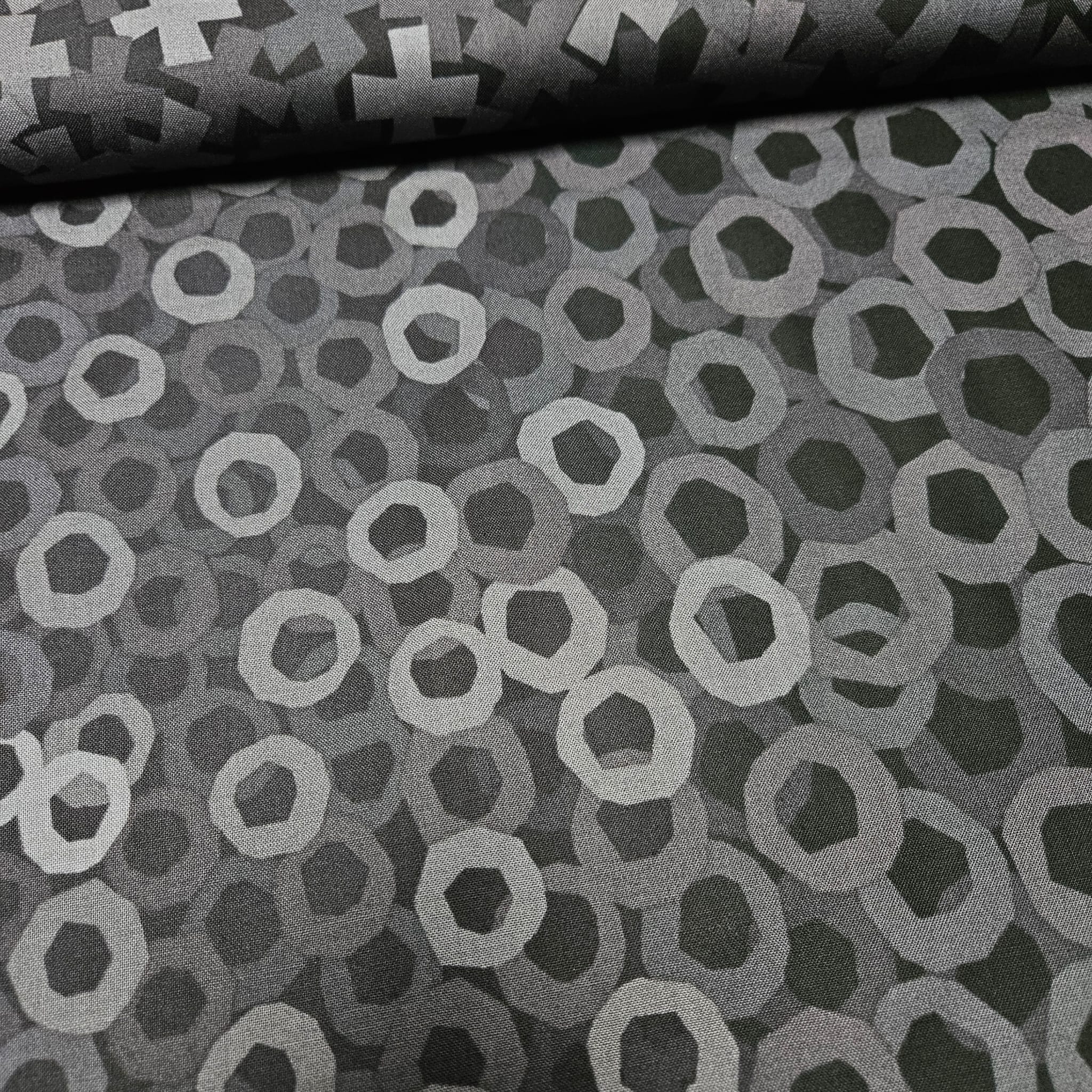 Stof - Tic Tac Toe Black to Grey 100% Cotton Fabric - Crafts and Quilts