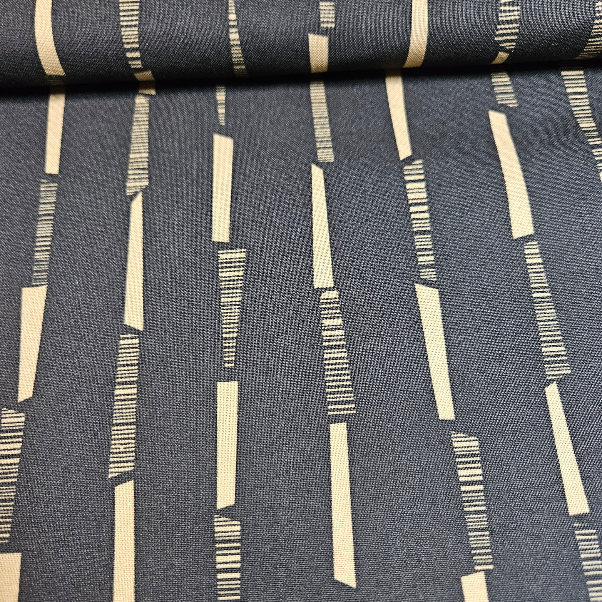 Stof - Kira Black MS 1522 100% Cotton Fabric - Crafts and Quilts