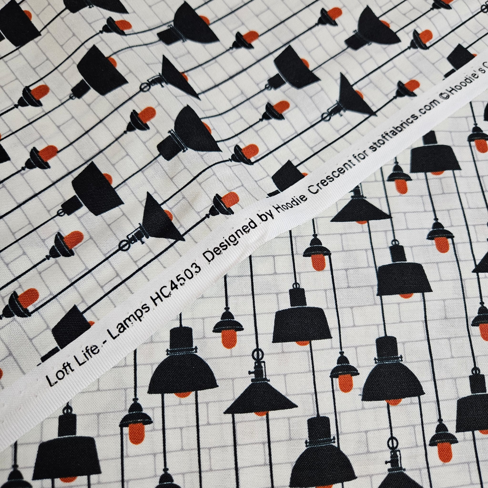 Stof - Loft Life Lamps Neutral 100% Cotton Fabric - Crafts and Quilts