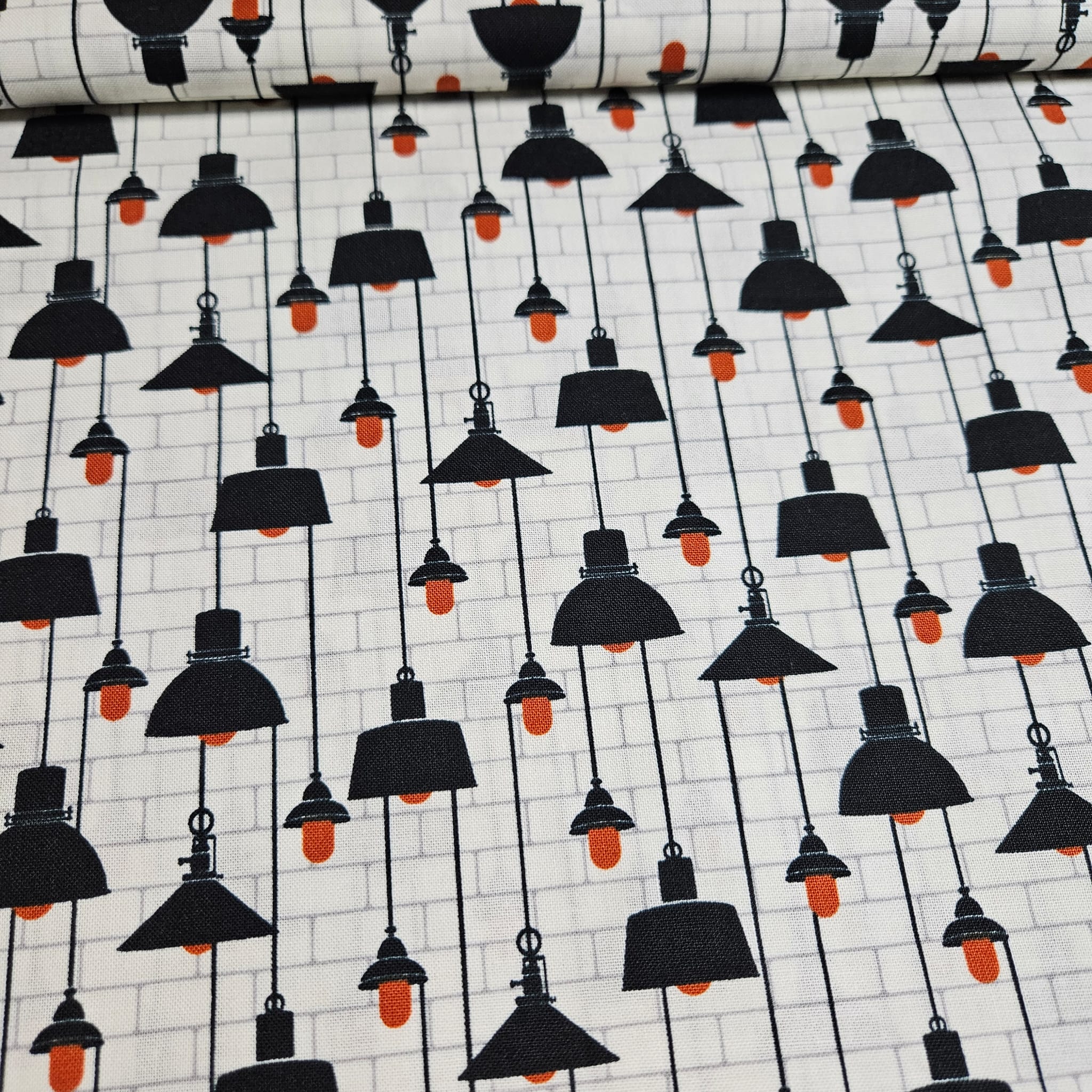 Stof - Loft Life Lamps Neutral 100% Cotton Fabric - Crafts and Quilts
