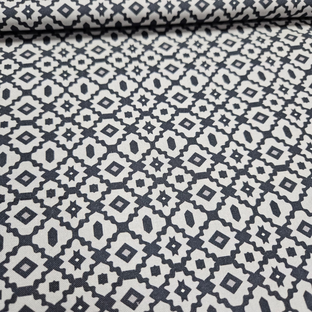 Stof - Boho Black Grey 100% Cotton Fabric - Crafts and Quilts