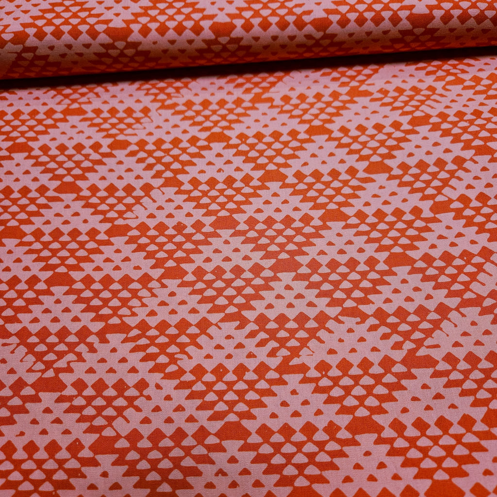 Hoffman - Bali Batiks Handpaints Geo Baskets Coral 3017 080 100% Cotton Fabric - Crafts and Quilts
