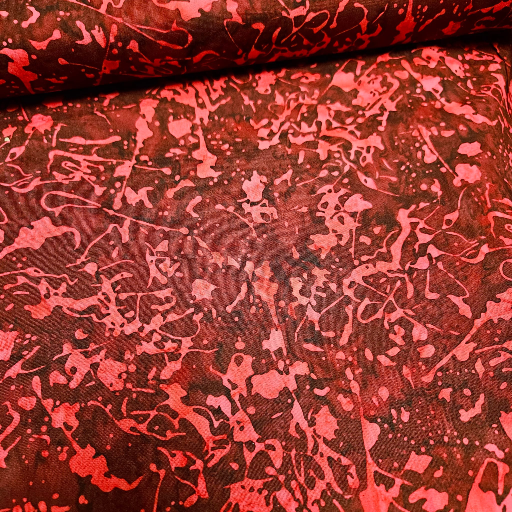 Hoffman - Bali Batiks Handpaints Abstract Garnet 2174 78 100% Cotton Fabric