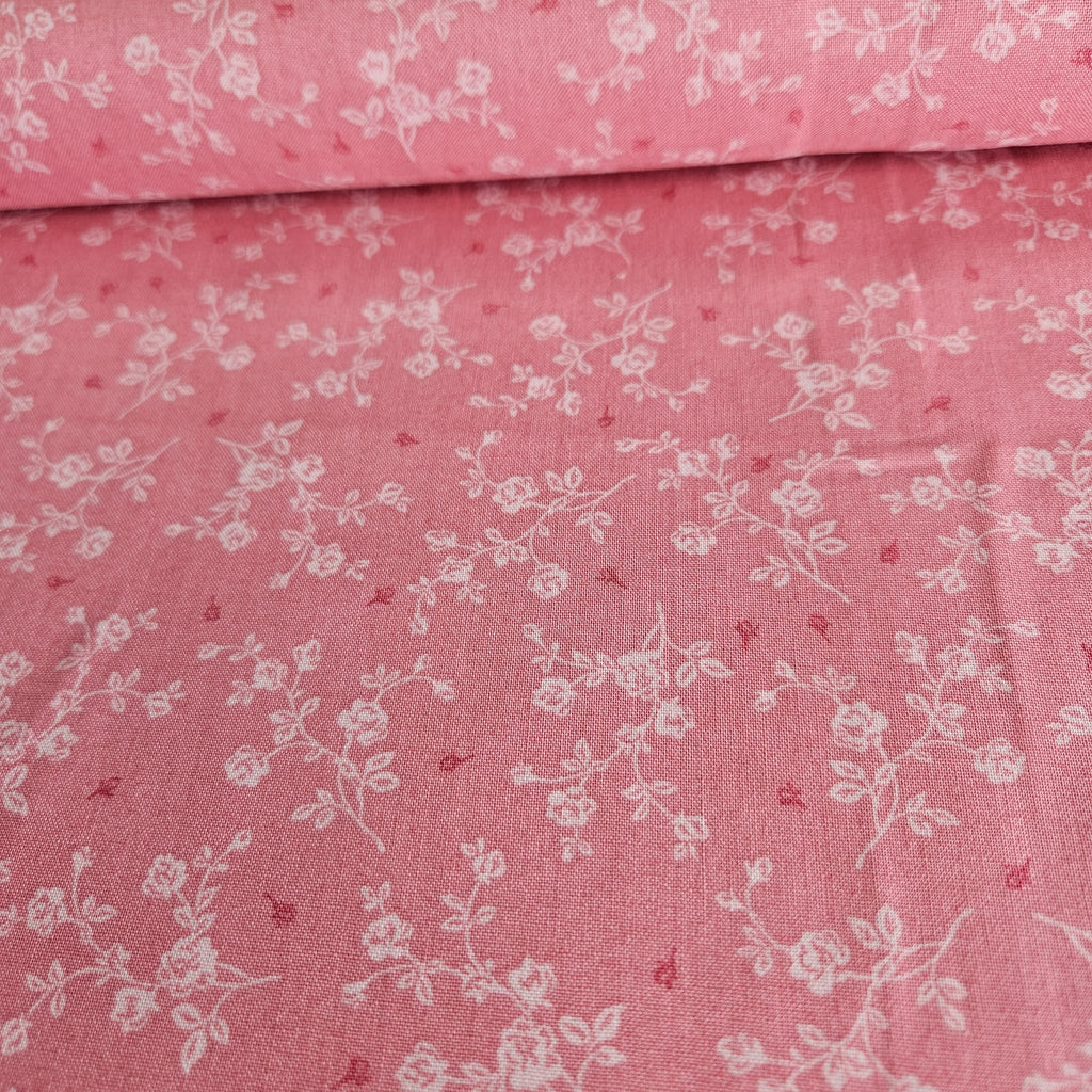 Stof - Vintage Roses Pink Blender 100% Cotton Fabric - Crafts and Quilts