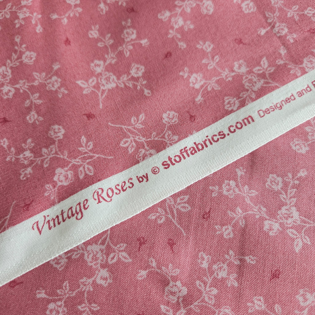 Stof - Vintage Roses Pink Blender 100% Cotton Fabric - Crafts and Quilts