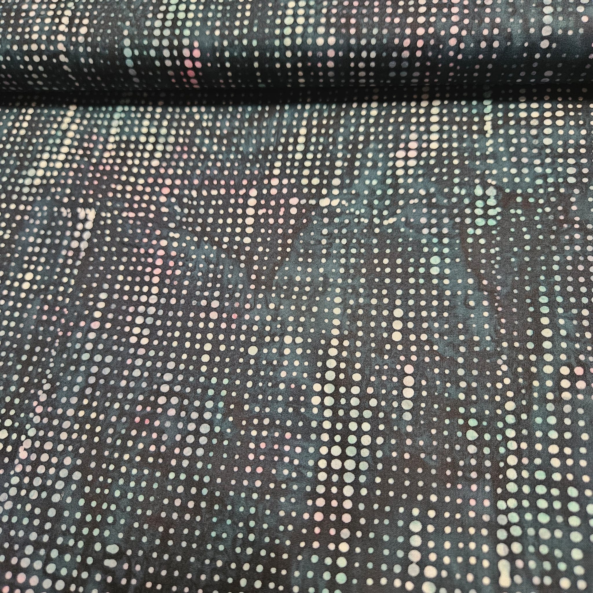 Hoffman - Bali Batiks Handpaints Huckleberry 3363 721 100% Cotton Fabric