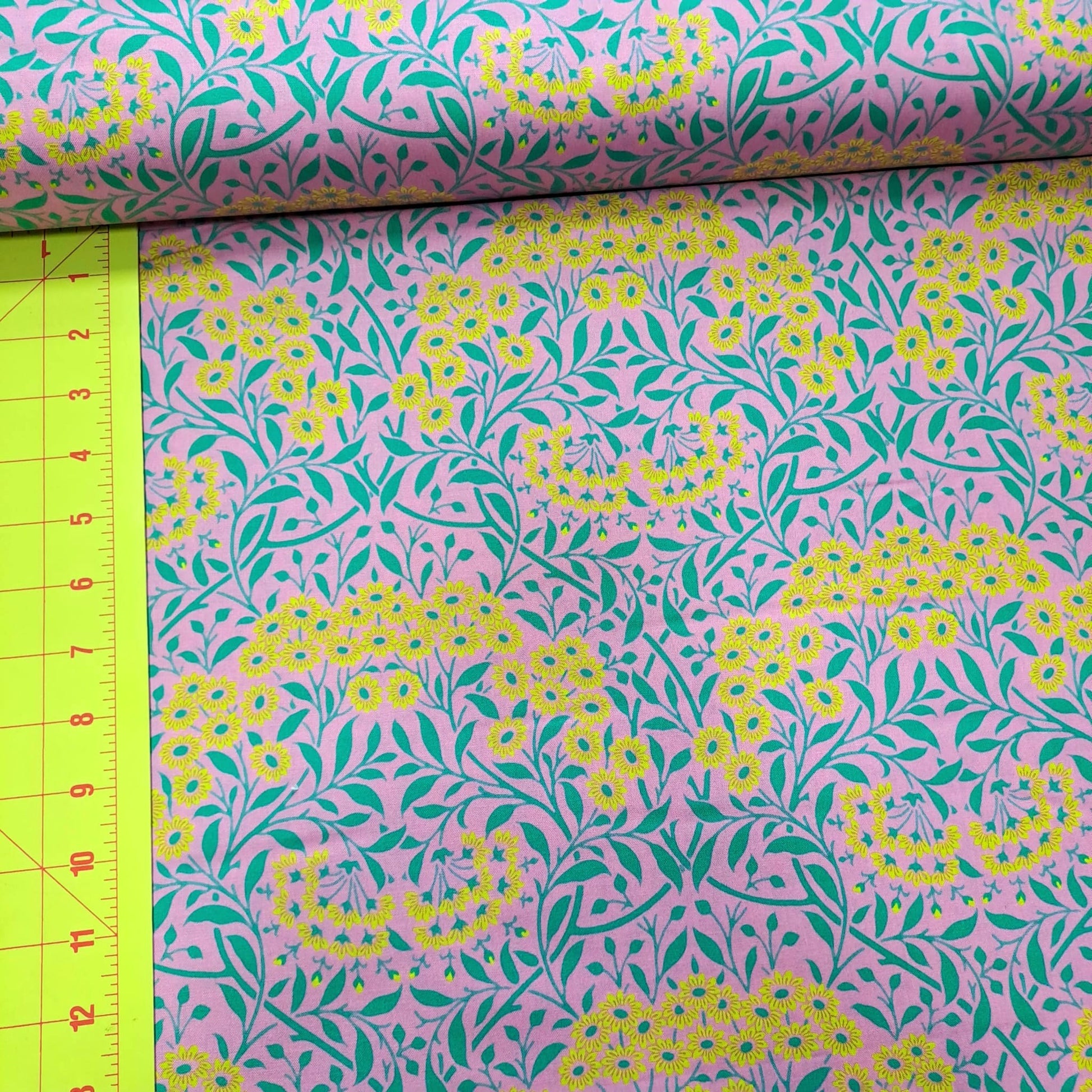 Kaffe Fassett and Morris and Co - Michaelmas Daisy Pink PWKW007 - 100% Cotton Fabric by Free Spirit
