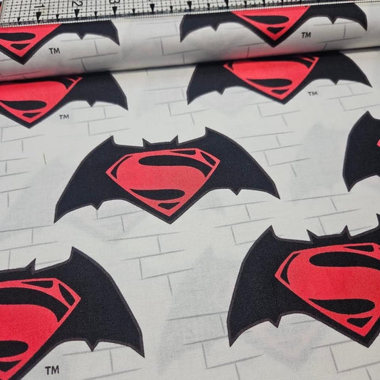 Camelot Cottons - DC Justice League Batman vs Superman Logos White 23420106 100% Cotton Fabric