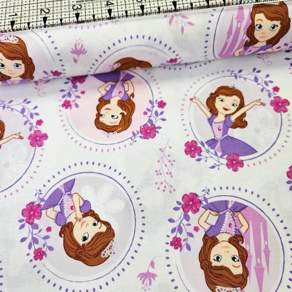 Camelot Cottons - Disney Sofia the First Circles White 85380102 100% Cotton Fabric