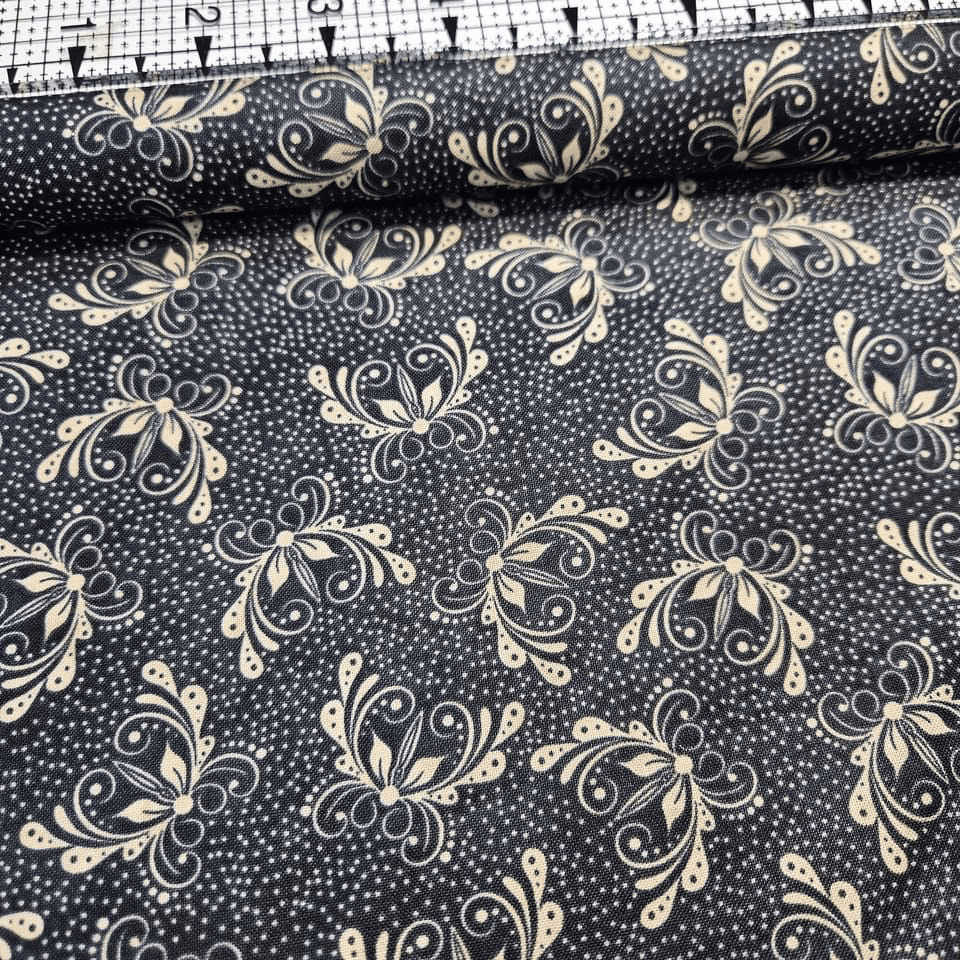 Fresh Water Designs - A Quilters Garden Flourish Black 100% Cotton Fabric - Crafts and Quilts