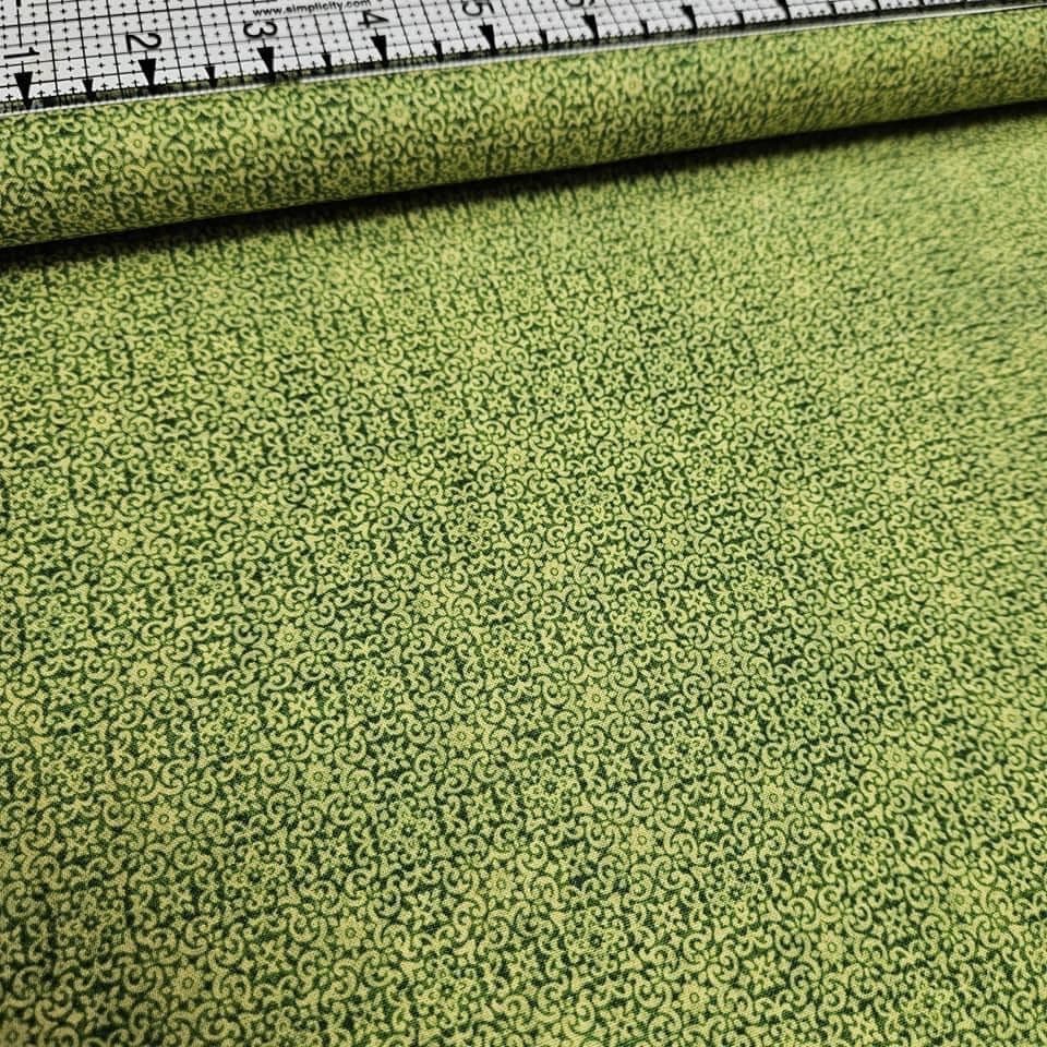 Henry Glass - Berry Cobbler Green 8232 100% Cotton Fabric - Crafts and Quilts