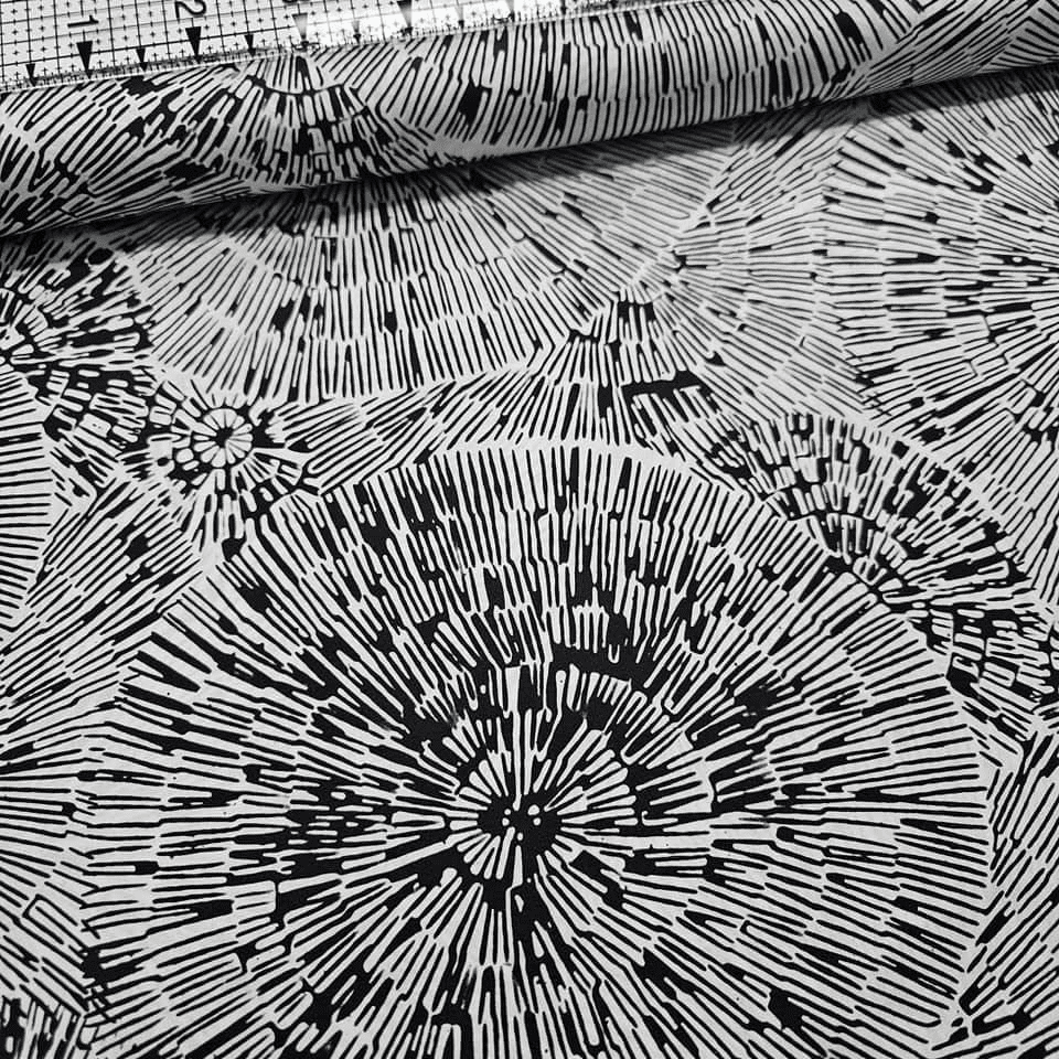 Hoffman - Bali Batiks Handpaints Burst Black & White 3361 100% Cotton Fabric