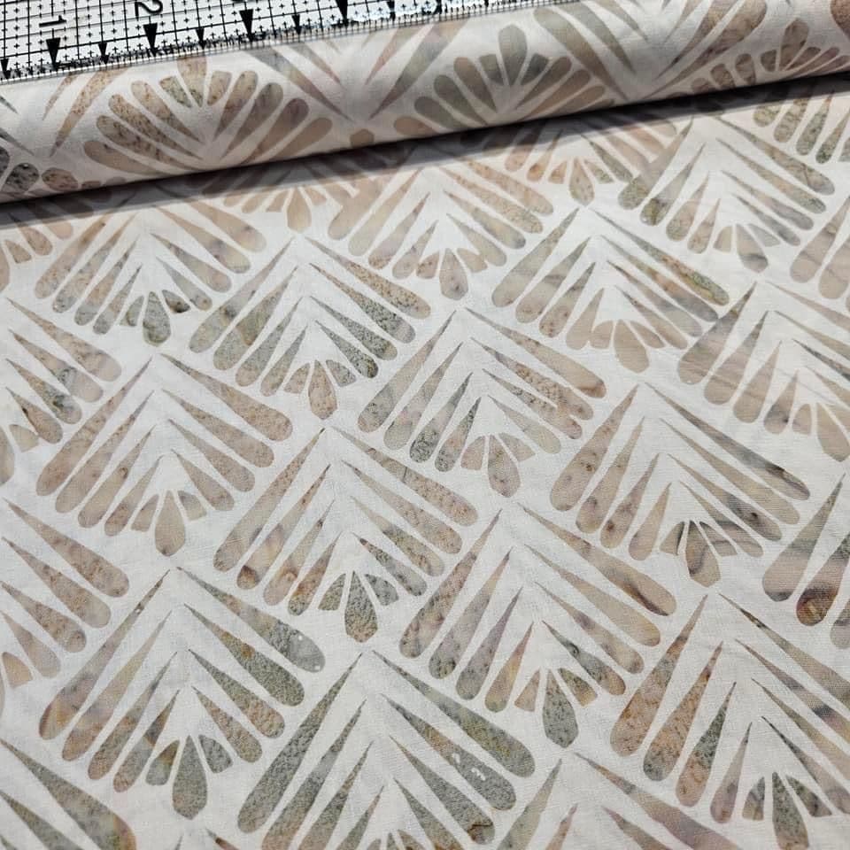 Hoffman - Bali Batiks Handpaints Fans Sand 3355 100% Cotton Fabric