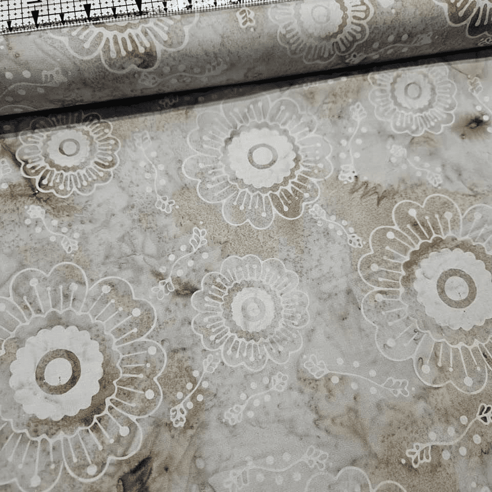 Hoffman - Bali Batiks Handpaints Floral Sand 100% Cotton Fabric