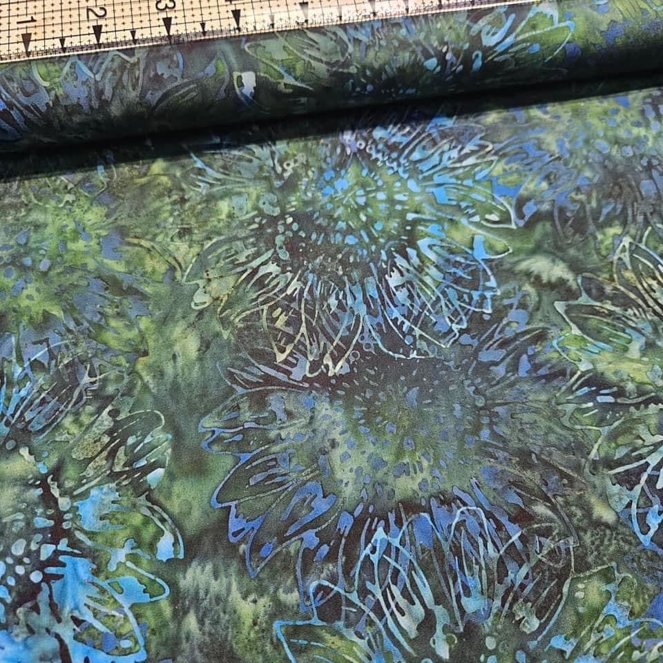 Hoffman - Bali Batiks Handpaints Sunflower Hunter 100% Cotton Fabric
