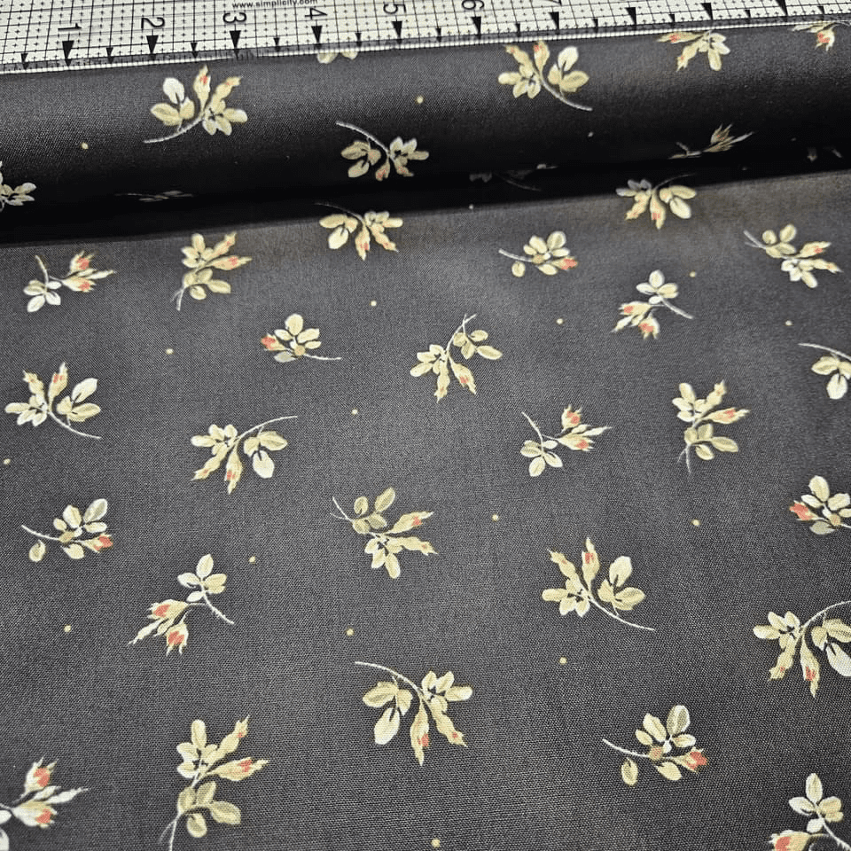 Maywood Studio - Tomorrows Promise by Marti Michell Rosebuds Black 100% Cotton Fabric - Crafts and Quilts