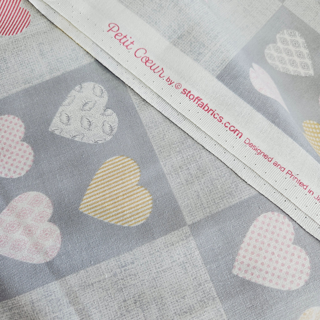 Stof - Petit Coeur Hearts MS16-55 Grey 100% Cotton Fabric - Crafts and Quilts