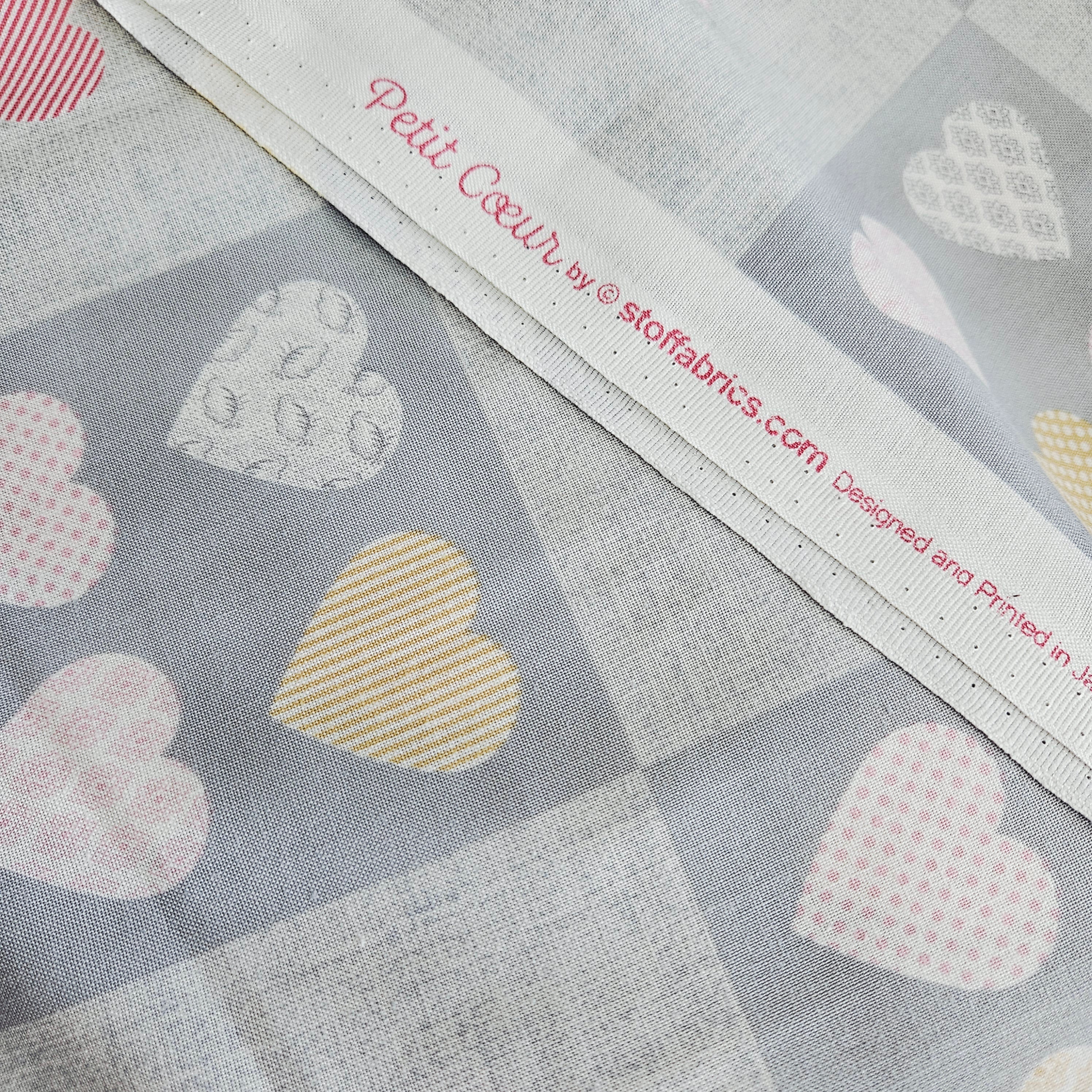 Stof - Petit Coeur Hearts MS16-55 Grey 100% Cotton Fabric - Crafts and Quilts
