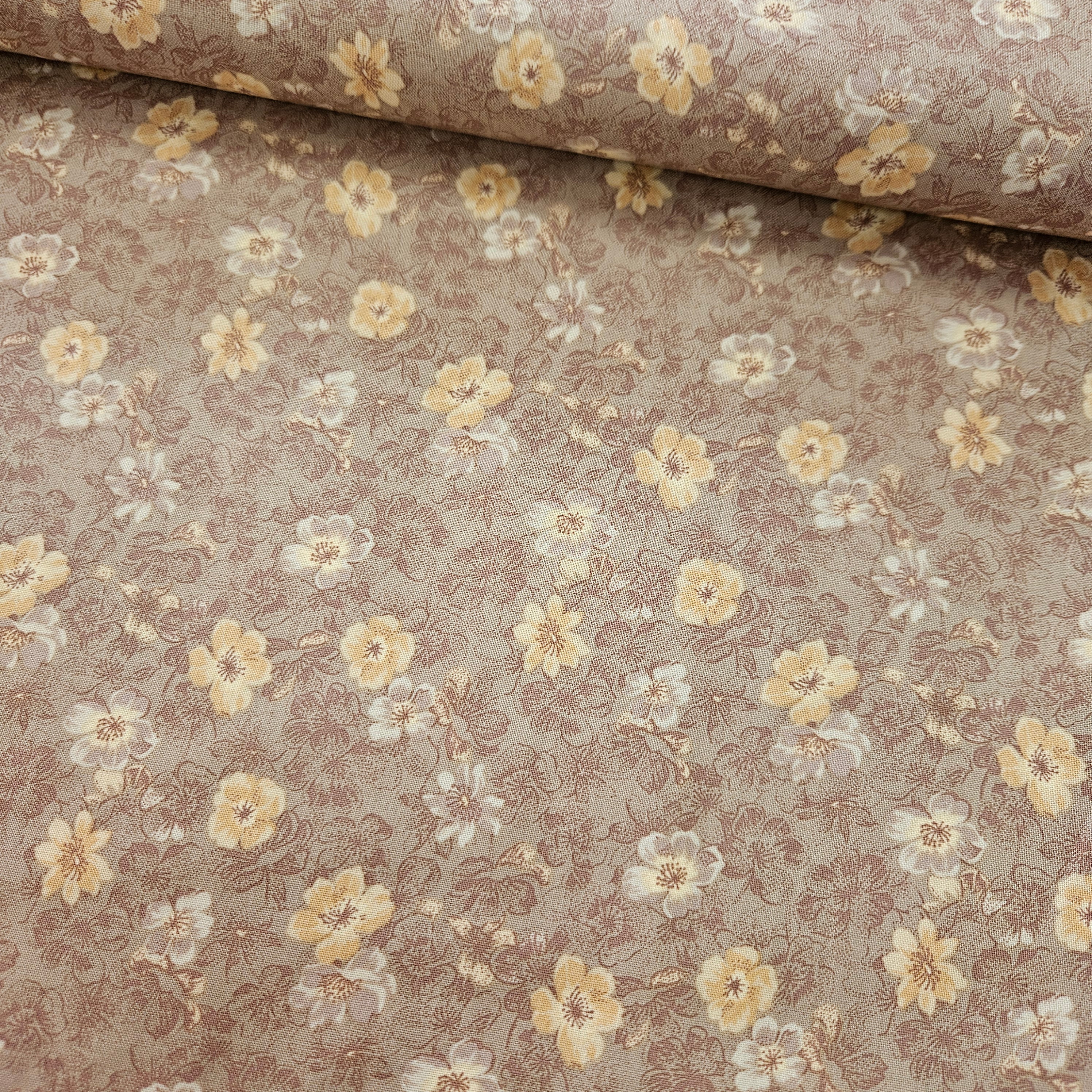 Quilt Gate - Gentle Flowers Brown GF5960-16 100% Cotton Fabric - Crafts and Quilts