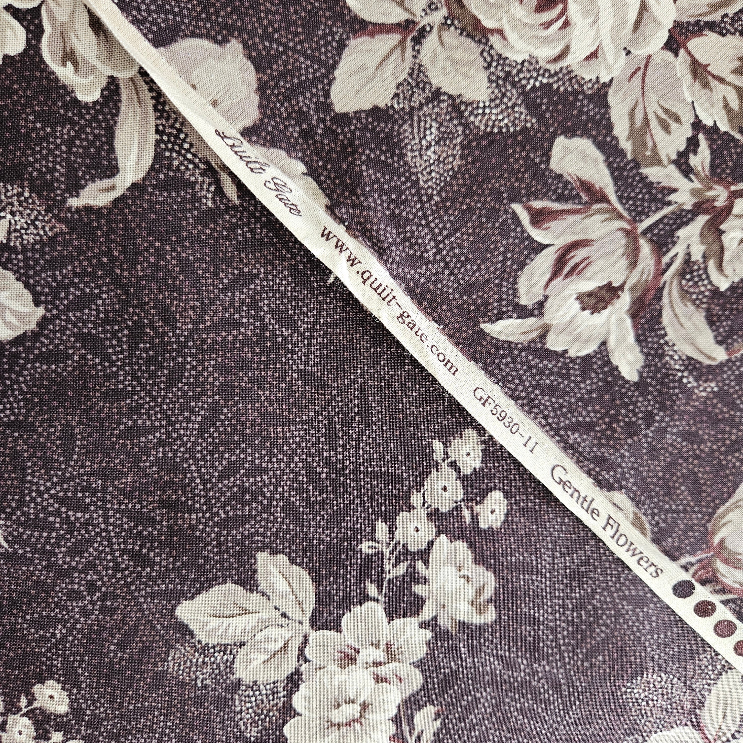 Quilt Gate - Gentle Flowers Brown GF5930-11 100% Cotton Fabric - Crafts and Quilts