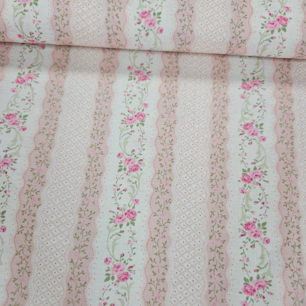 Quilt Gate - Ruru Bouquet Floral RU2290-13 100% Cotton Fabric - Crafts and Quilts