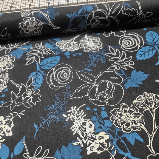 Stof - Autumn Leaves Black Sketched Floral 100% Cotton Fabric