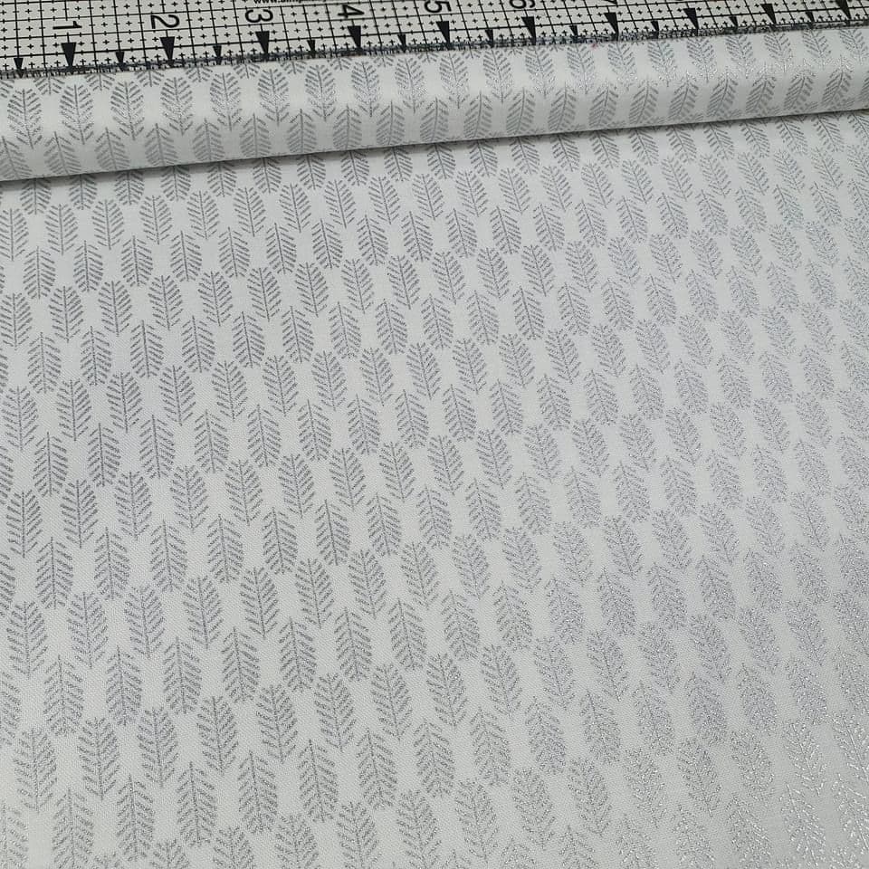 Stof - Magic Christmas Silver Sprig 100% Cotton Fabric