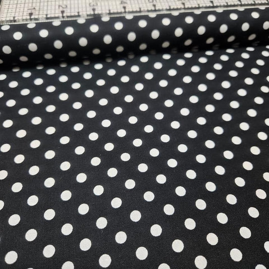 Stof - Quilters Basics Black and White Spot 4517 100% Cotton Fabric