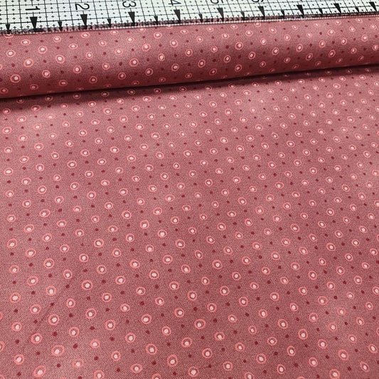 Stof - Quilters Basics Dusty Style Dusky Pink Spot 1 1 100% Cotton Fabric