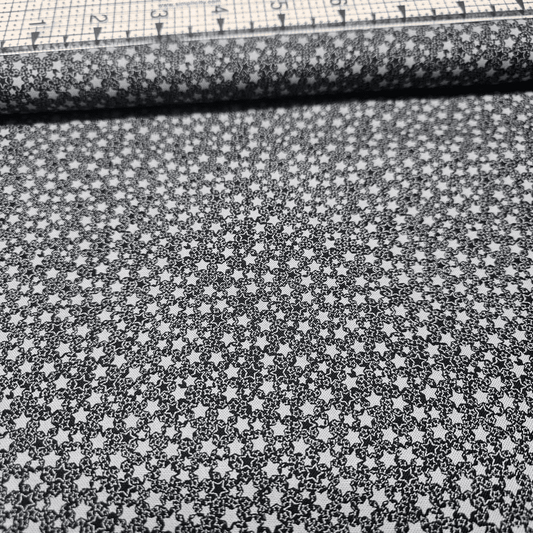 Stof - Quilters Basics Harmony Black Stars 100% Cotton Fabric