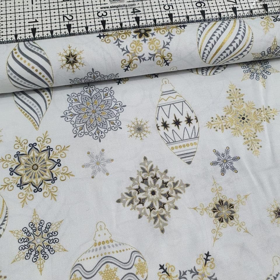 Stof - Sparkle Gold Ornaments 100% Cotton Fabric