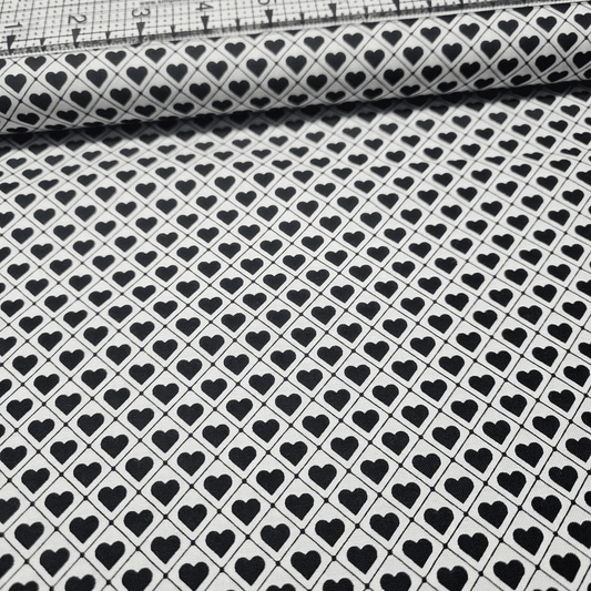 Stof - Tiled Up Hearts Black and White 100% Cotton Fabric