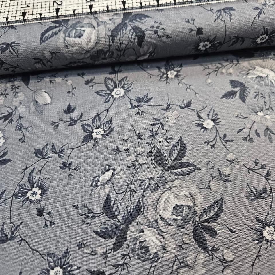 Windham Fabrics - Sussex by Nancy Gere 50472-3 100% Cotton Fabric