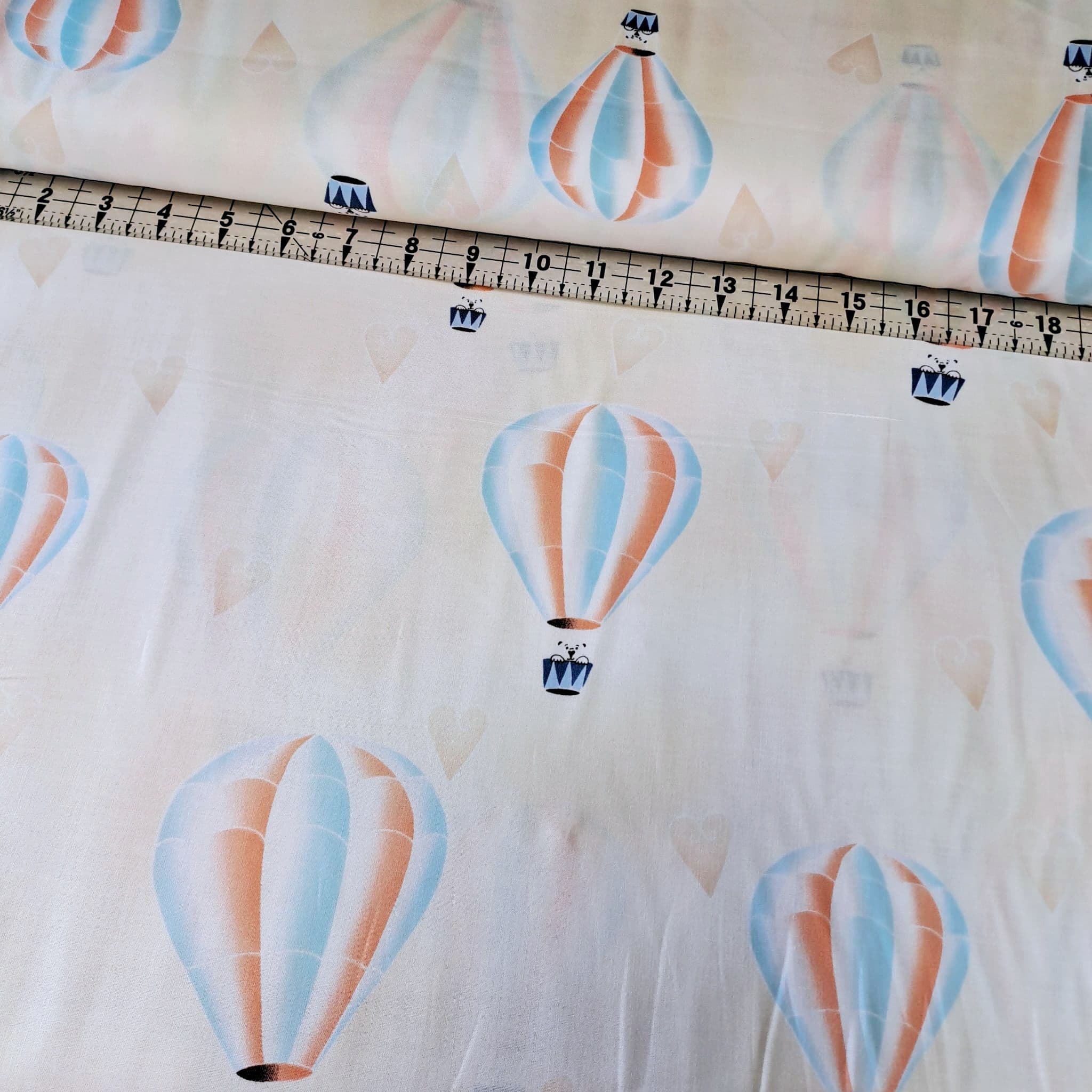 Lecien - Artic Kiss Hot Air Balloons 100% Cotton Fabric