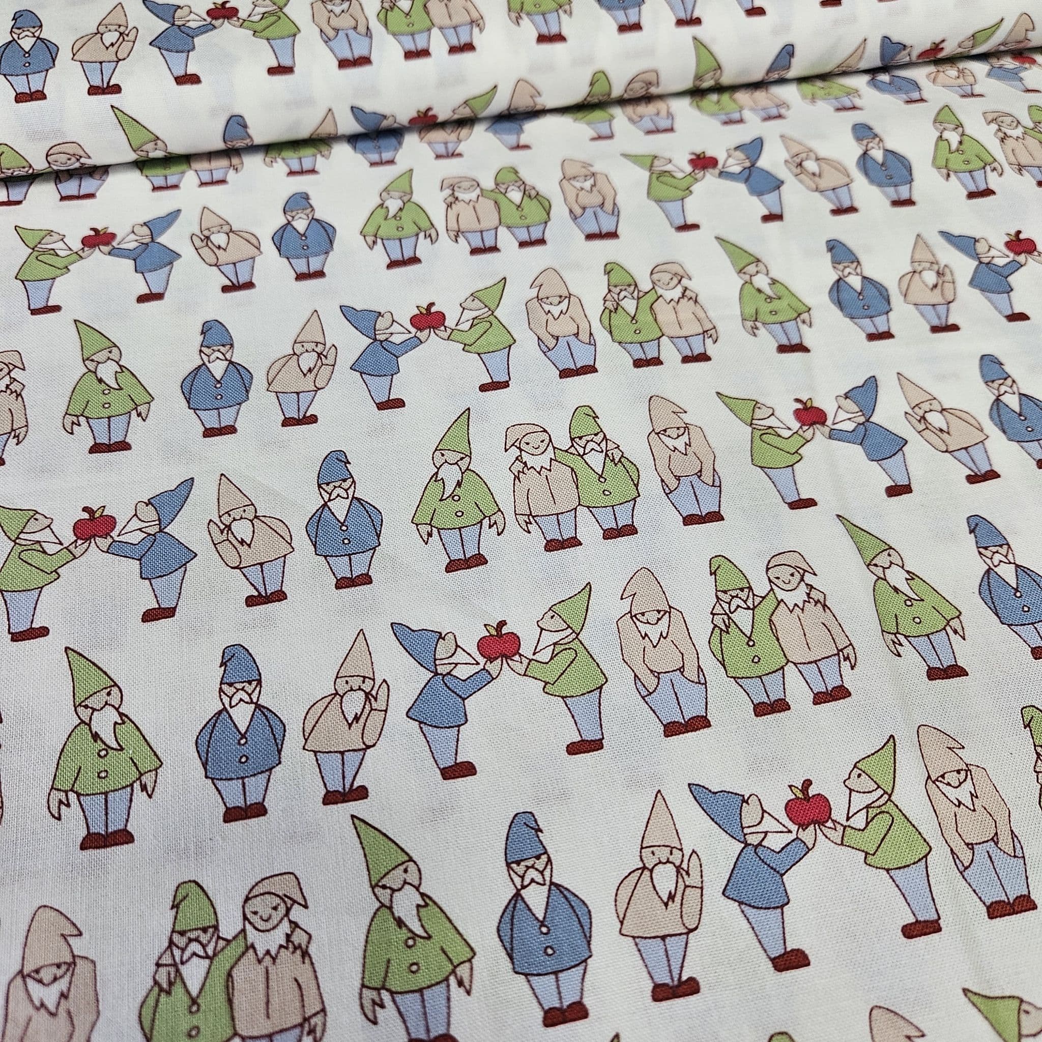 Stof - Fairy Tale Gnomes 100% Cotton Fabric